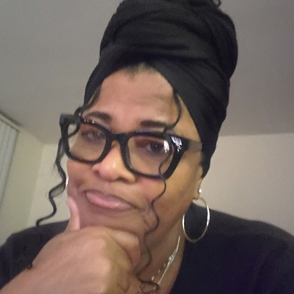 Meet your Posher, Sherry b.